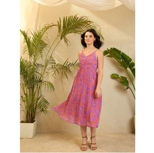 Vestido Midi de Georgette con Pliegues Florales de Primera Calidad, Diseño sin Mangas, Ideal para Salir de Fiesta y Eventos Nocturnos - Product Image 1