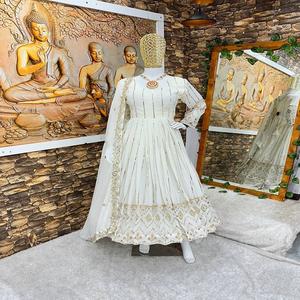 Dernier Designer Lourd Faux Georgette Broderie Séquence Travail Anarkali Robe Par FabZone - Product Image 1