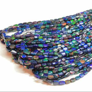 Atractivas Cuentas de Ópalo Negro Etíope en Forma de Cojín, Gema de Ópalo Negro Welo Fire, Pulido Liso, Tamaño 3.5-8mm - Product Image 1