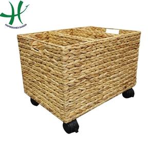 Panier de rangement en jacinthe d'eau de Haprosimex Saigon - Product Image 3