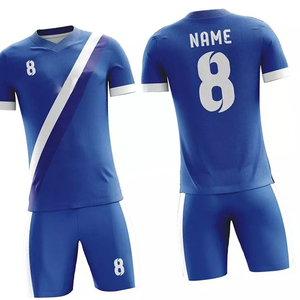 Tenue de football de haute qualité, vêtements d'équipe, uniforme de football en tissu polyester doux pour les matchs de compétition et les entraînements quotidiens - Product Image 6