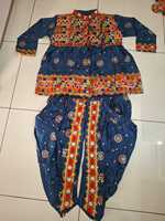 Ensemble Dhoti Kediyu en Rayonne Lourde pour Hommes avec Broderie Miroir Bicolore – Tenue Traditionnelle Navratri Garba