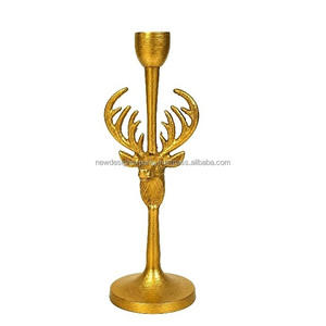 Candelabro de Metal Fundido Resistente con Forma de Asta de Ciervo • Soporte para Velas Cónicas con Acabado de Latón Sólido - Product Image 1