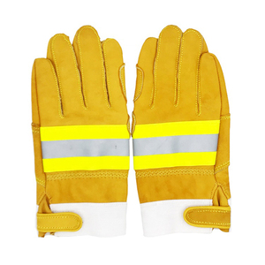 Gants de travail d'hiver antidérapants canadiens avec doublure en fourrure pour la protection contre le froid - Product Image 1