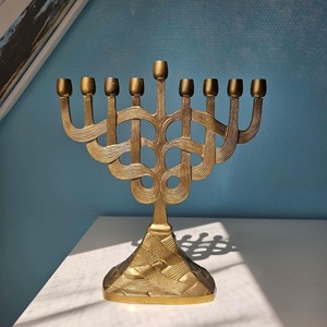 Candelabro moderno plateado de 9 ramas para Hanukkah, menorá judía, decoración de mesa de metal, centro de mesa religioso para días festivos - Product Image 6
