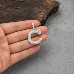 Pendentif initial personnalisé en argent 925 avec lettre C couronnée, micro-pavé de moissanite, style hip-hop, bijoux unisexe en gros - Product Image 3