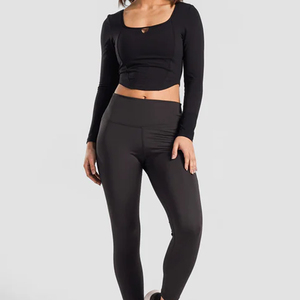 Leggings de cintura alta elásticos personalizados con efecto fruncido y realce de glúteos, espalda en V, impermeables, hasta el tobillo, para mujer, pantalones de yoga y gimnasio con cierre elástico en la cintura. - Product Image 2