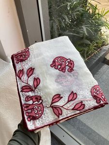 Nuevos lanzamientos de sarees Elephant: Saree Fendy de chifón para fiesta con bordado Butti y borde calado. Fabricantes, venta al por mayor B2B. - Product Image 2