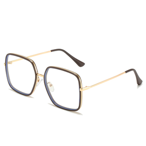 Gafas de Sol Cuadradas Grandes de Metal, Modernas y de Lujo, Lentes de PC con Protección UV400, Montura Completa Resistente y Ligera, para Uso en Exteriores, Modelo 2026 para Hombre y Mujer - Product Image 6
