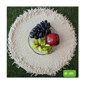 Caminos de mesa de Navidad con cuentas de estilo bohemio indio y alfombrillas Hotel decoración del hogar regalo al por mayor Guru Kirpa Export House - Product Image 1