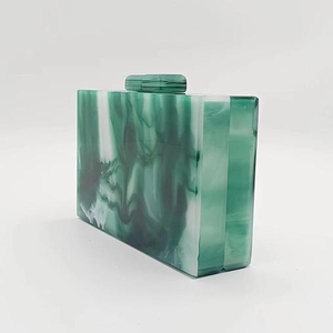 Precio de fábrica al por mayor, bolso de mano de resina personalizado para mujer, bolso de mano de resina a la moda para fiestas y bodas. - Product Image 4