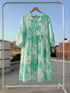 Camisa con Estampado Tropical para Mujer, Corte Entallado, Estilo Vintage, Larga hasta el Suelo, Manga Abullonada Tres Cuartos, Cuello Camisero, para Fiesta, de Algodón Tejido - Product Image 3