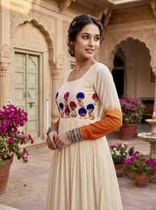 Elegante Vestido Anarkali de Gasa Bordado con Cintura Imperio, Corte A, Estampado Floral, Manga Larga, para Fiesta - Product Image 2