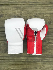 Set de Boxeo de Alta Calidad Hecho a Medida, Equipo de Entrenamiento de Muay Thai en Cuero, Guantes de Boxeo con Correa de Muñeca Ajustable y Cierre de Gancho y Bucle - Product Image 2