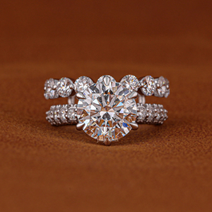 14K White Gold VS DEF Color IGI Certificated Round Cut CVD Diamond Pave Style Lab Grown Diamond Engagement Ring Set - Product Image 1