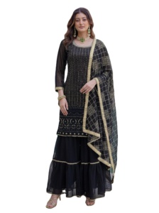 Ensemble Sharara Gharara Kurti traditionnel indien brodé pour l'hiver, en tissu Georgette, design pakistanais, vêtements ethniques sur mesure - Product Image 3