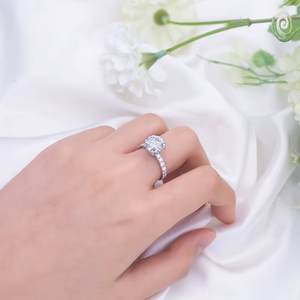 Unique and stylish Customized Diamond Ring 18k solid Gold 2.8ct D Color VS1 Round Lab Grown Diamond Ring - Product Image 4