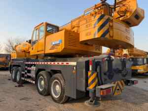 Grúa Móvil Usada en Buenas Condiciones XCM-G XCT80 de 80 Toneladas con Pluma Telescópica Hidráulica en Venta - Product Image 2