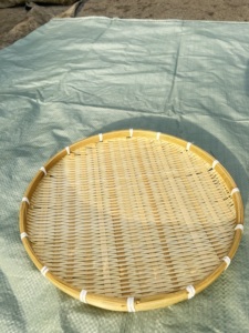 Bandejas de Bambú Natural para Presentación de Frutas de 30-36 cm, Bandejas Redondas Tejidas a Mano para Servir y Exhibir Alimentos, Vietnam - Product Image 2
