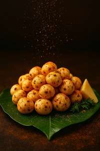 Roasted & Flavoured Makhana (Fox <b>Nuts</b>) Cheese N Herbs Gourmet Protein Snack Made in India 90 gms pack - Product Image 2
