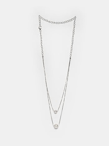 Un elegante collar hecho con auténtica plata de ley 925 y adornado con perlas elegantes, perfecto para el uso diario. - Product Image 4