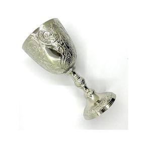 แก้วทองเหลืองสลักลายเงินขายดี สำหรับดื่มน้ำ แก้วทรงกลม แข็งแรงทนทาน เหมาะสำหรับงานแต่งงาน - Product Image 1