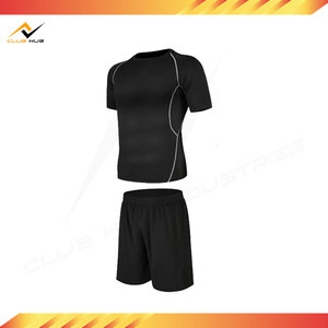 Ensemble de fitness pour hommes haute élasticité, T-shirt anti-transpiration, short de course doux, tenue de sport respirante pour l'été, fabriqué au Pakistan - Product Image 3