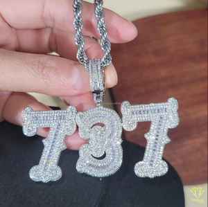 จี้เพชรโมอิสซาไนต์สุดหรู รูปเลข "777" สร้อยคอเงิน เครื่องประดับฮิปฮอป ขายส่ง - Product Image 2