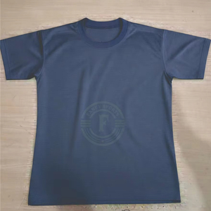 Camiseta Técnica de Compresión para Hombre y Mujer, Estilo Sublimado - Product Image 1