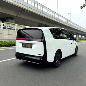 Li-Auto MEGA MPV électrique 7 places, phares LED, pneus R18, conduite à gauche, climatisation automatique, écran tactile, fourgon blanc - Product Image 3