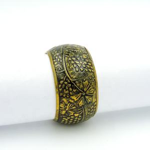 Porte-serviettes en laiton plaqué argent, design élégant et écologique en forme de nid d'abeille, pour la décoration de table de mariage et de fête - Product Image 5