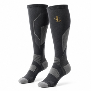 Chaussettes de compression, chaussettes athlétiques de qualité supérieure, matériau extensible respirant, ajustement confortable et de soutien, idéales pour la course à pied et le cyclisme - Product Image 1
