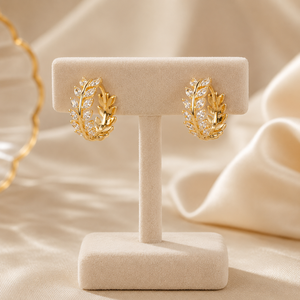Boucles d'oreilles créoles de luxe en forme de feuille avec perles, plaquées or, élégantes, bijoux de mode, style coréen pour femme - Product Image 1
