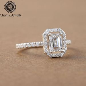 Bague de fiançailles classique pour femme en argent plaqué or rose avec moissanite taille coussin, sertie de griffes, certifiée IGI 3, de Charm Jewells - Product Image 5
