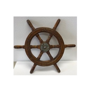 Timón de Barco de Madera para Decoración, Diseñado para Transformar Paredes Inspiradas en la Playa con un Carácter Náutico Refinado - Product Image 1