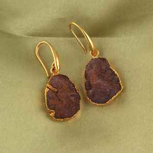 Pendientes de Plata de Ley 925 con Baño de Oro de 14K y Rubí Natural en Bruto, Joyería Delicada con Piedras Preciosas, Joyería para Uso Diario para Mujer - Product Image 1