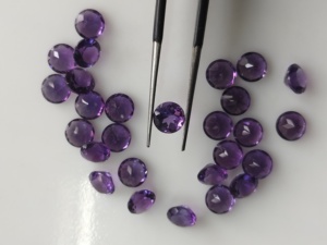 Ametyste africaine naturelle violette 6 mm, pierres précieuses brutes taille brillant pour la fabrication de bijoux - Product Image 5