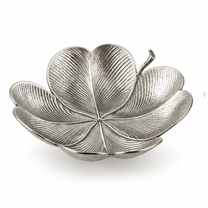 Vente en gros : Bol décoratif de luxe en aluminium, en forme de feuille d'argent ou de trèfle, plateau à bonbons en métal, pour cadeaux de mariage - Product Image 1