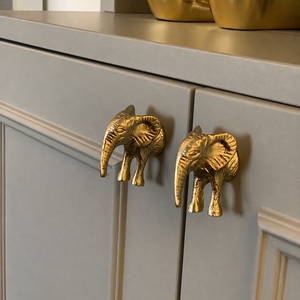 Handcrafted Solid Brass Leaf Engraved Oval <b>Cabinet</b> <b>Knob</b> Antique Brass Finish Decorative Drawer Pull Wardrobe Door Handle - Product Image 5