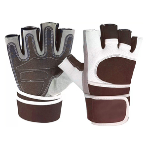 Custom Logo Weightlifting Gloves Manufacturer with Silicone Grip Palm, Breathable Back and Adjustable Wrist Support for Brands - Product Image 4