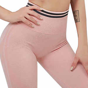 Leggings de yoga roses sans couture, taille mi-haute, côtelés, écologiques, pleine longueur, pour femmes, personnalisables OEM/ODM, pour le fitness et le sport - Product Image 3