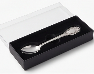 Elegante Cuchara de Metal Plateado con Mango Ornamentado, Acabado Espejo de Alta Calidad, Apta para Lavavajillas, Cubertería para Bodas y Eventos - Product Image 6