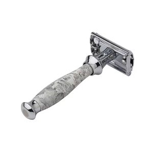 Maquinilla de Afeitar de Doble Filo de Acero Inoxidable de Alta Calidad con Doble Cuchilla para Cara, Cuerpo y Axilas, con Agarre Antideslizante Cómodo - Product Image 1