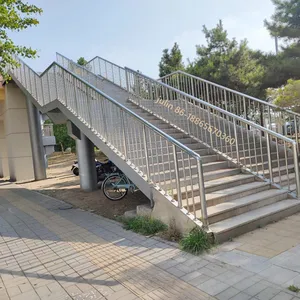 Aço barra plana escada corrimão balaústres grades escada trilhos galvanizado saftey trilhos