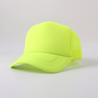 Casquette Trucker OTTO 5 Panneaux Personnalisée avec Patch en Mousse et Cuir de Haute Qualité, Profil Moyen, Dos en Maille