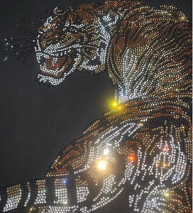 Nueva camiseta de moda para hombre con diseño de tigre y diamantes de imitación, diseño de animales con cristales brillantes, camiseta transpirable de manga corta para fiestas y moda - Product Image 6