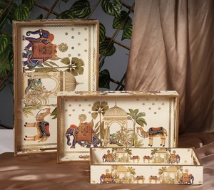 Plateau de service en bois de luxe Unicorn Handicrafts, durable, facile à nettoyer, finition naturelle, motif personnalisé, café, thé, petit-déjeuner, collations, nourriture - Product Image 1