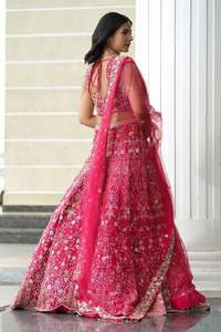 Lehenga de Seda Satinada Premium de Boutique India, Lehenga de Diseñador Estilo Bollywood, para Fiestas y Bodas, la Más Vendida, Prenda Festiva Moderna para Mujer - Product Image 2