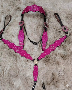 Ensemble de harnais en cuir pour cheval, collier de poitrine, style western, motif perlé, accents concho, sangles réglables, durable, tailles personnalisées, pour l'équitation - Product Image 1