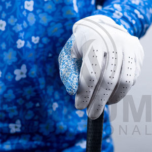 ถุงมือหนังแท้สีขาวสำหรับตีกอล์ฟ ลายดอกไม้สีน้ำเงินที่ฝ่ามือ ป้องกันการลื่น พร้อมแถบตีนตุ๊กแกสำหรับผู้หญิงและผู้ชาย มือขวา - Product Image 3